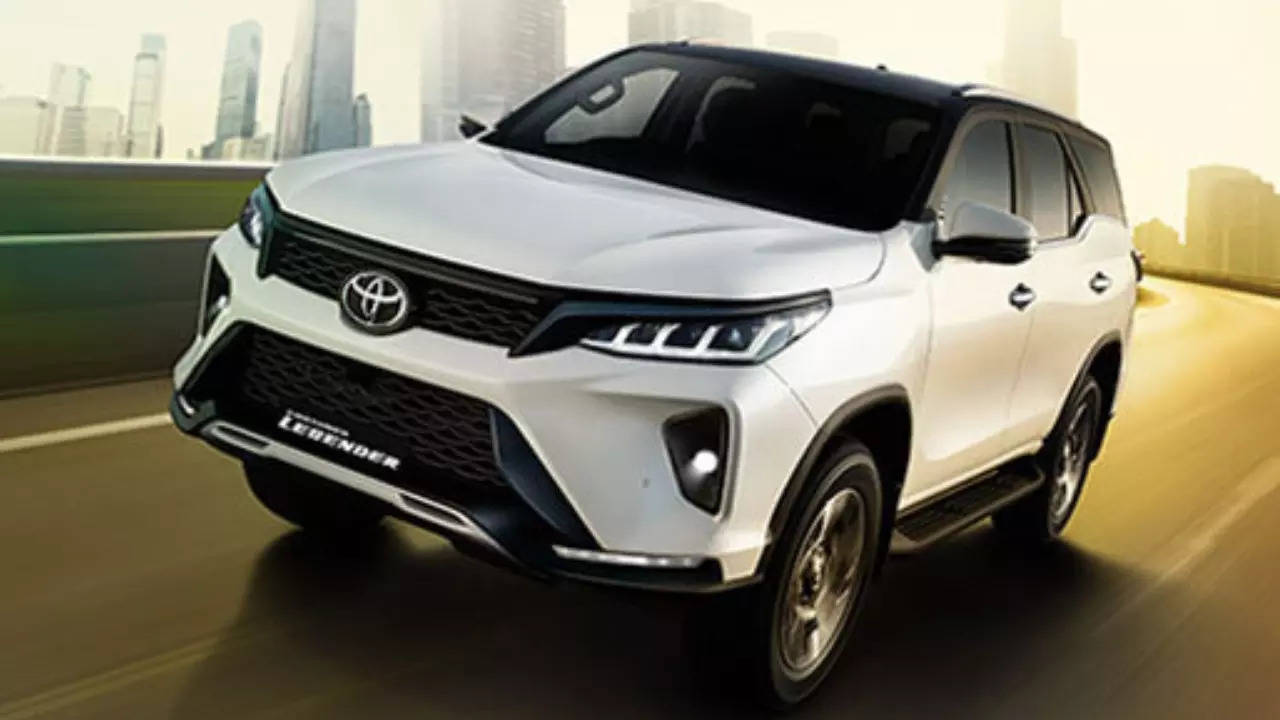 టయోటా ఫార్చ్యూనర్ Toyota Fortuner