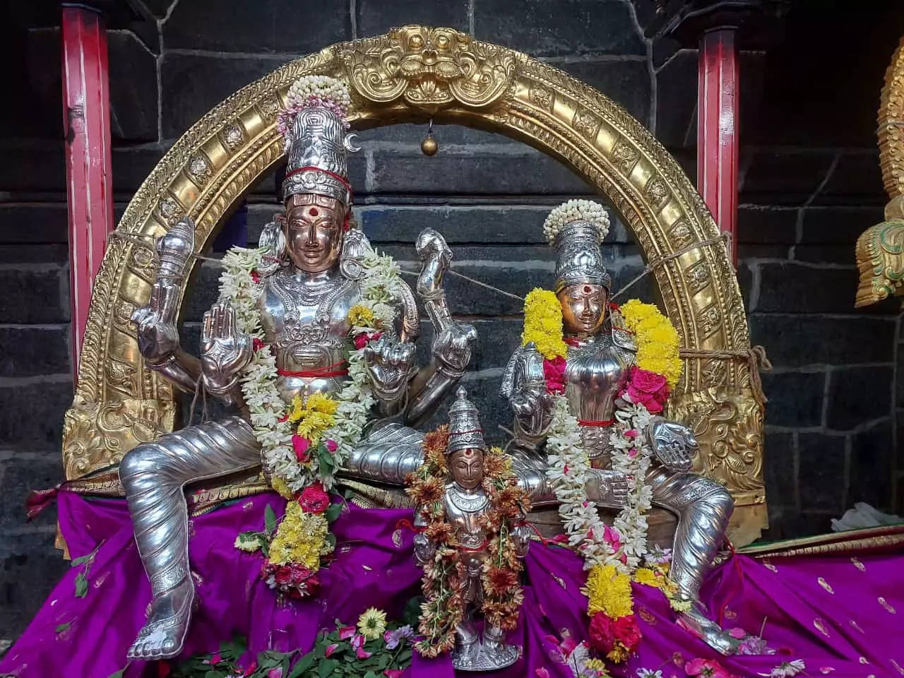 மார்கழி வெள்ளி கவசம்