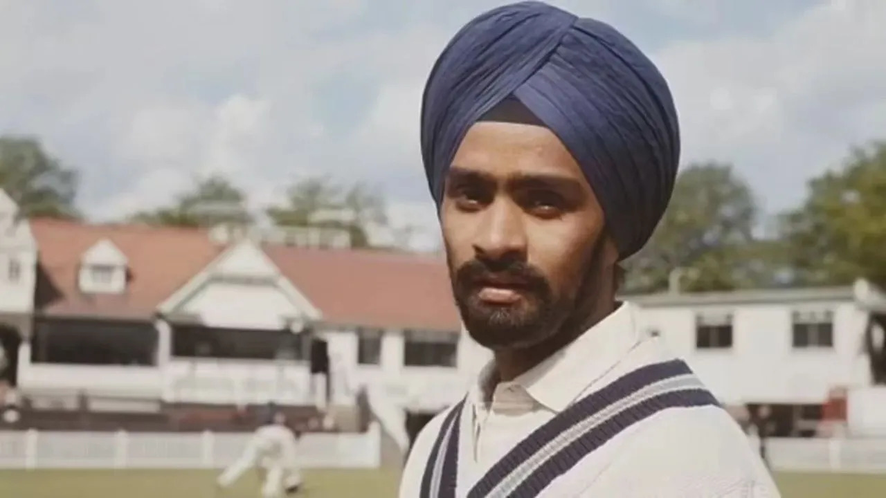 5 Bishan Singh Bedi