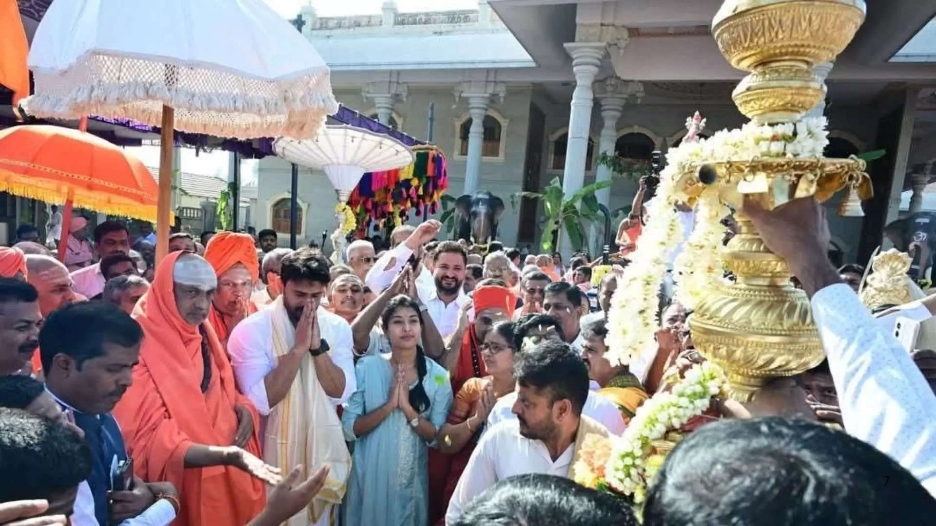 ಲಗ್ನಪತ್ರಿಕೆಗೆ ಪೂಜೆ