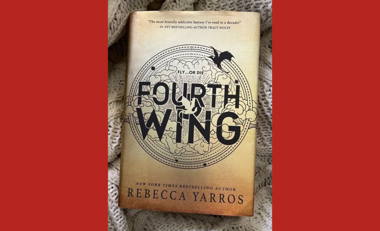 Fourth Wing by Rebecca Yarros