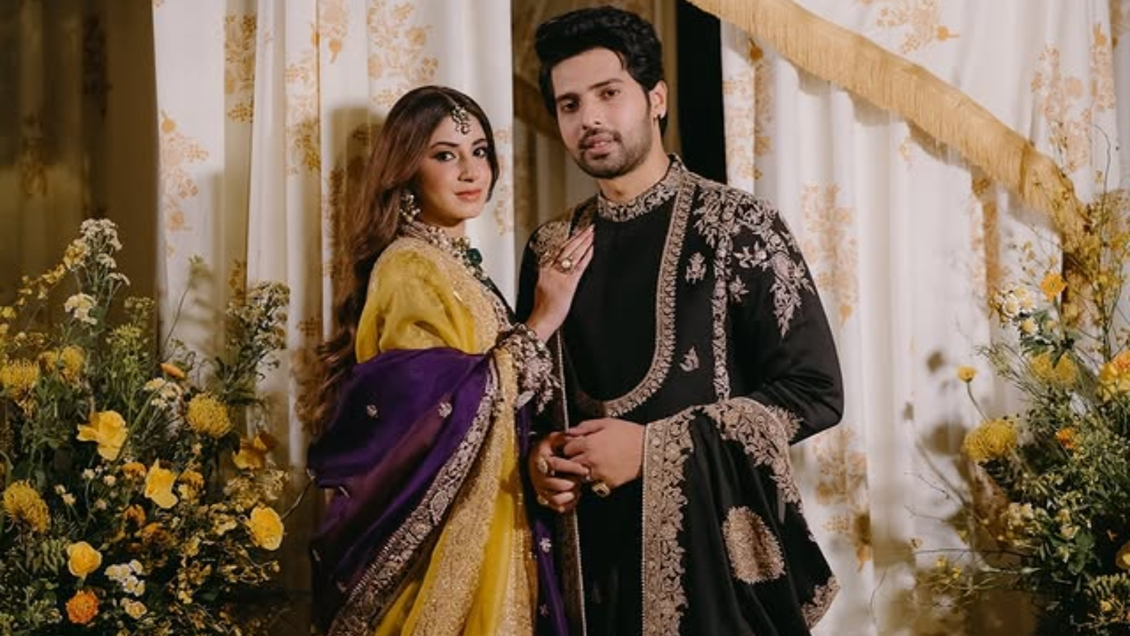 Armaan Malik-Aashna Shroffs Mehendi Pictures 