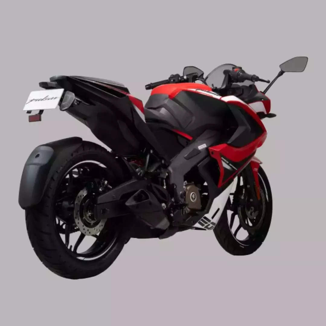 Bajaj Pulsar RS200 Launched In India 3