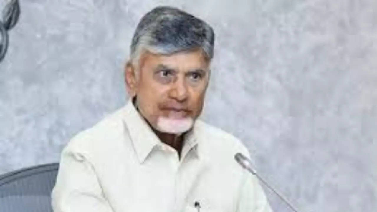 ఎవరీ సరీన్ పరాపరకత్ఎందుకు అతడు అంత స్పెషల్