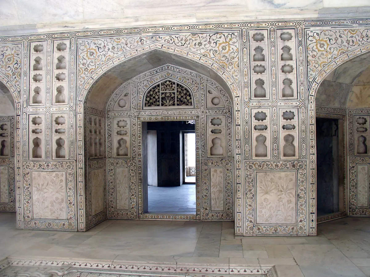 Did You Know This Is The Fort Where Aurangzeb Had Imprisoned Shah Jahan ...