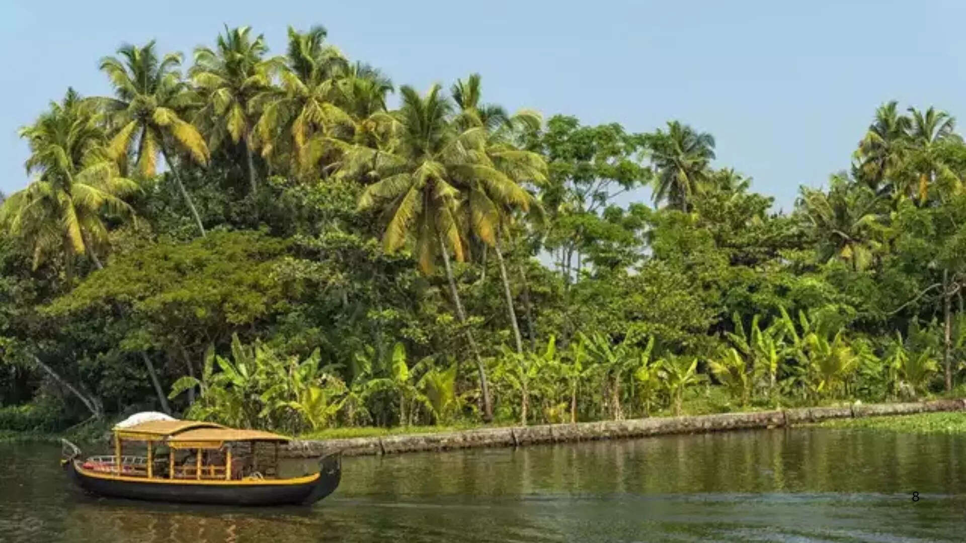 ಅಲೆಪ್ಪಿ ಹಿನ್ನೀರಿನಲ್ಲಿ ಹೌಸ್ಬೋಟ್ 