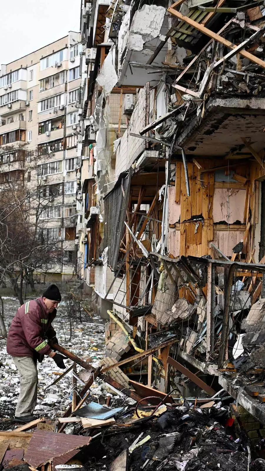 Russia-Ukraine war: Horrific strikes on Kyiv