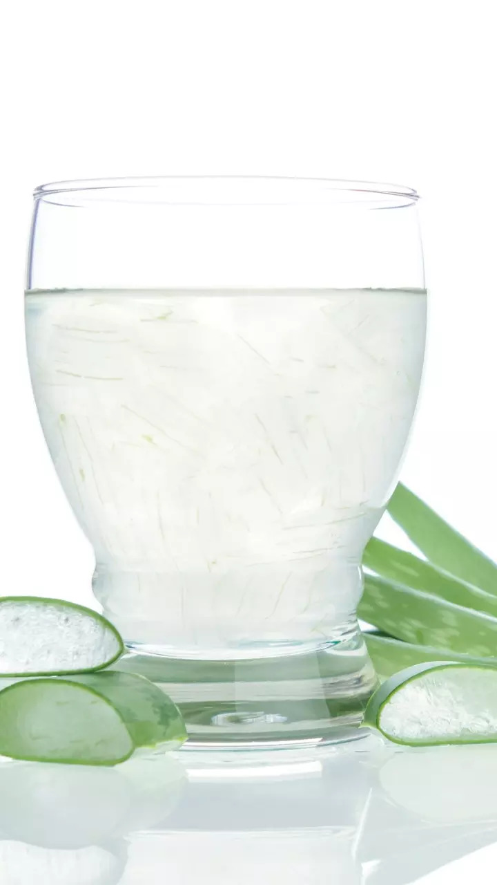 Preparing aloe vera juice