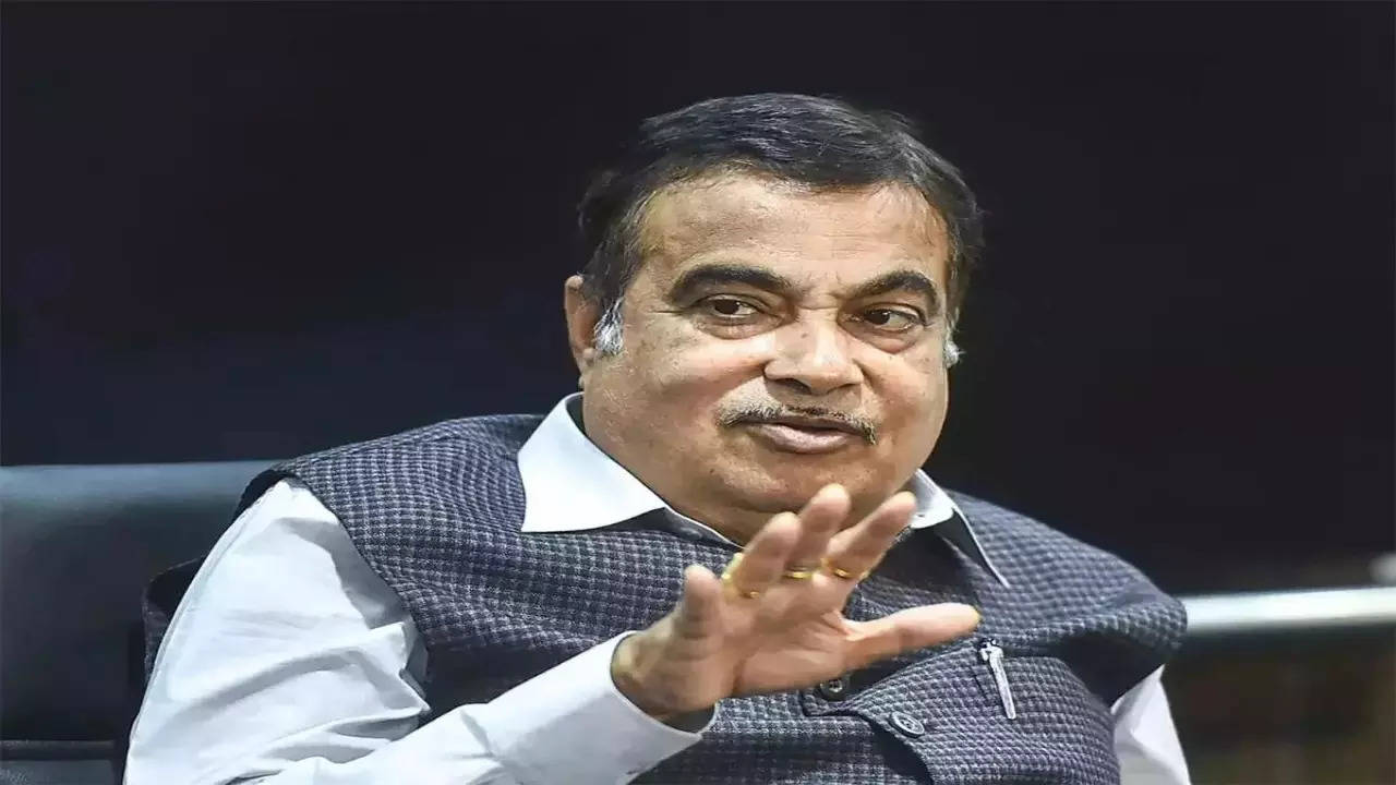 Gadkari to inaugurate pilot project for Hydrogen based advanced Fuel Cell Electric Vehicle