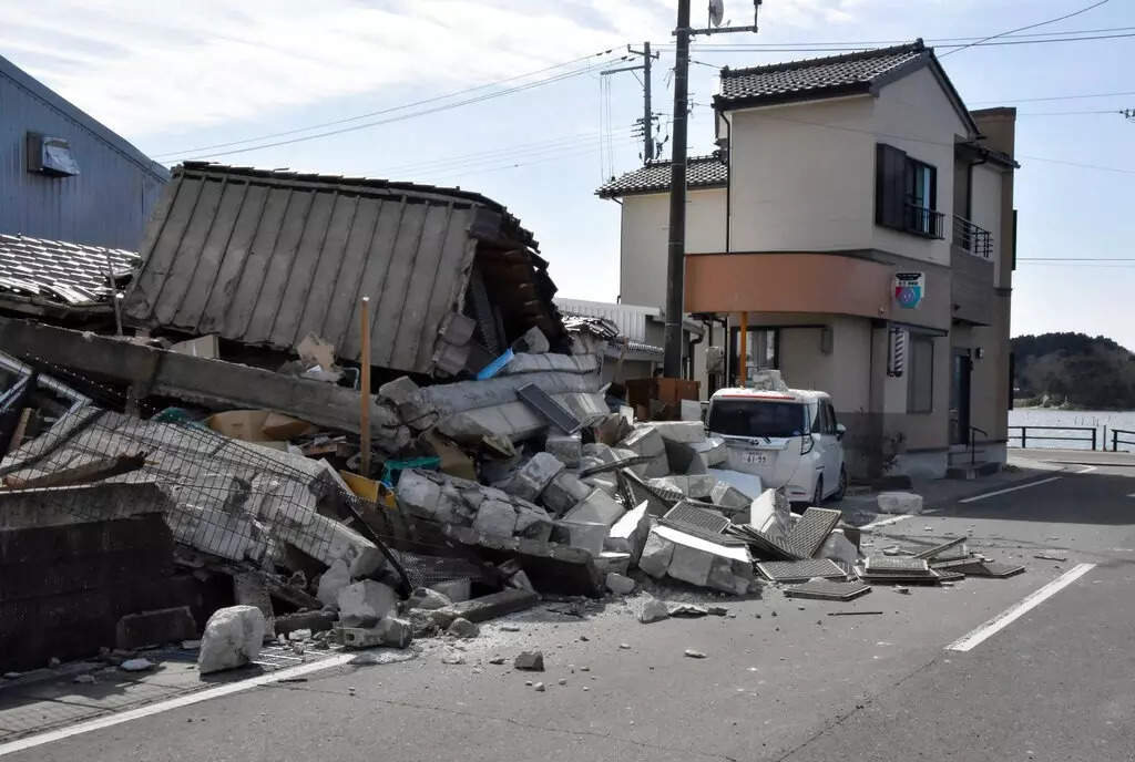 Powerful earthquake kills four in Japan, buildings seen swaying