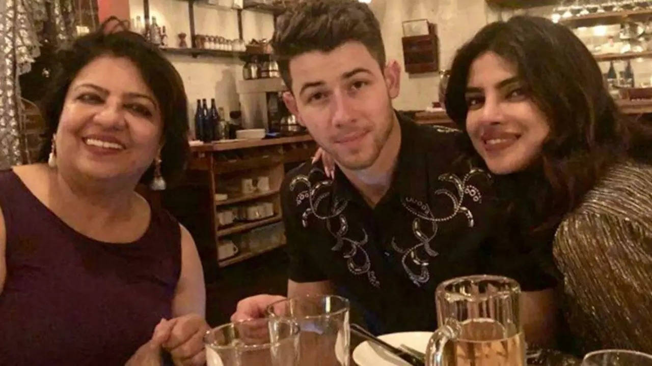 Nick Jonas drops a cheeky comment on Priyanka Chopra's mother's pic from Goa: Mother In Law Killin It