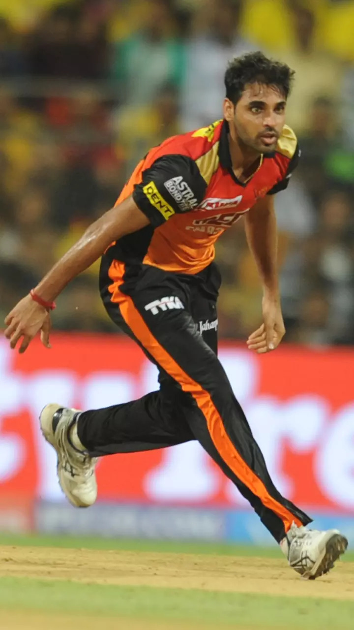 2 Bhuvneshwar Kumar