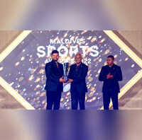 Former India cricket Suresh Raina was presented with the 'Sports Icon' Award at Maldives Sports Awards | Photo: Suresh Raina Twitter