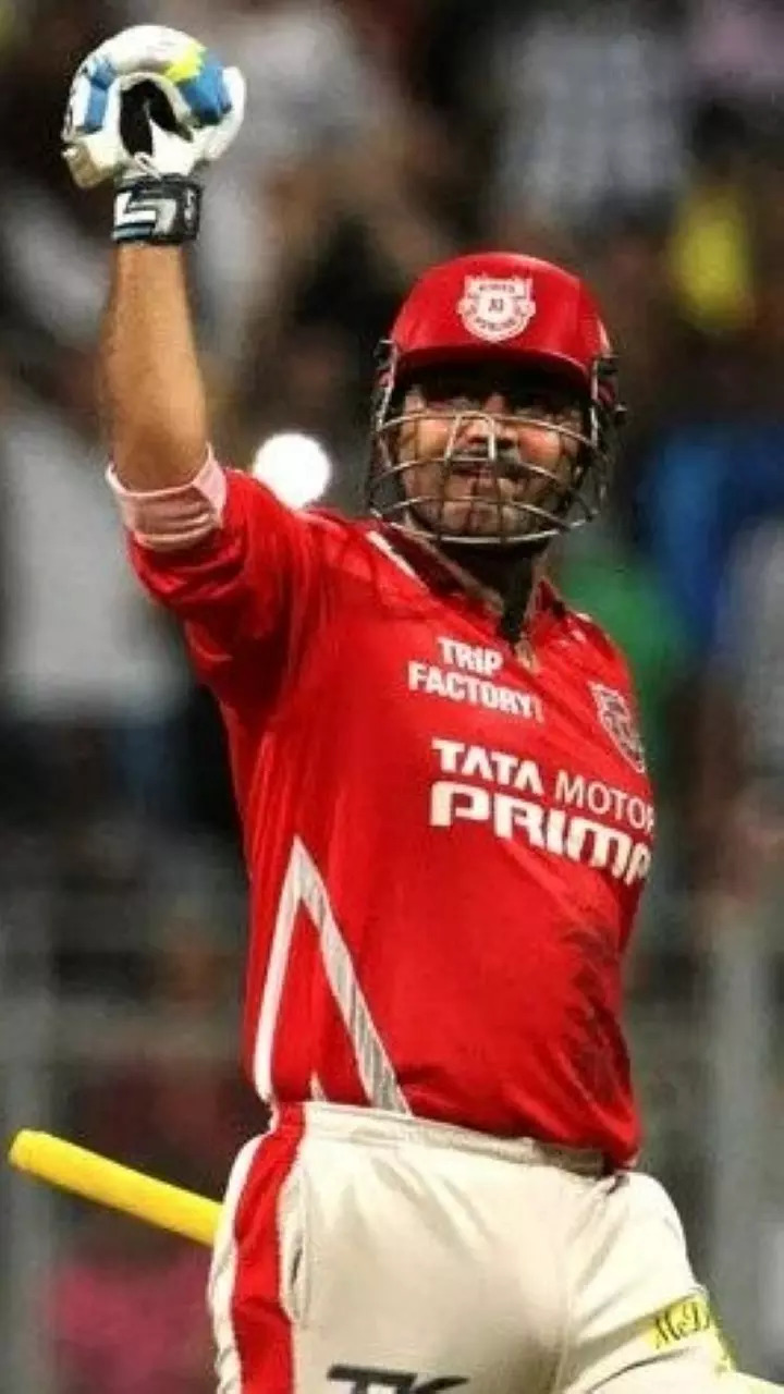 3 Virender Sehwag