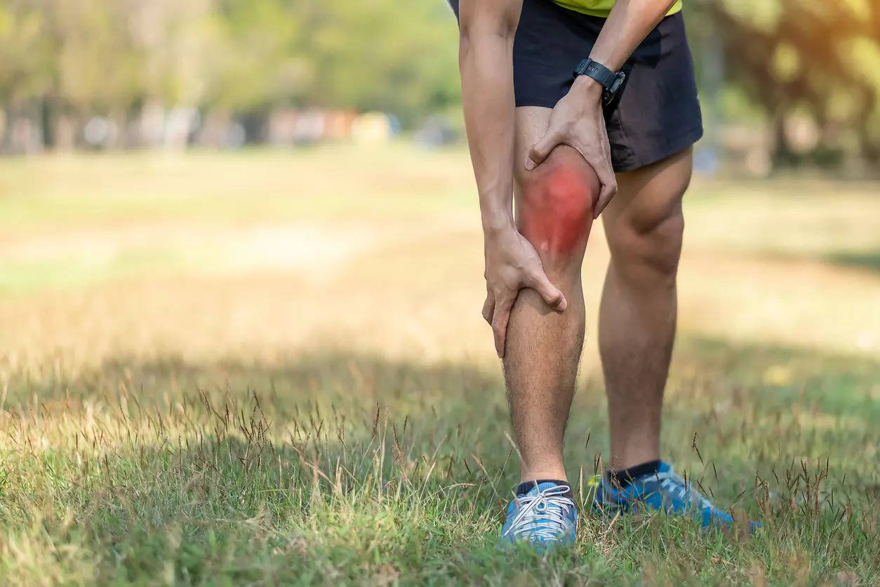knee pain while walking