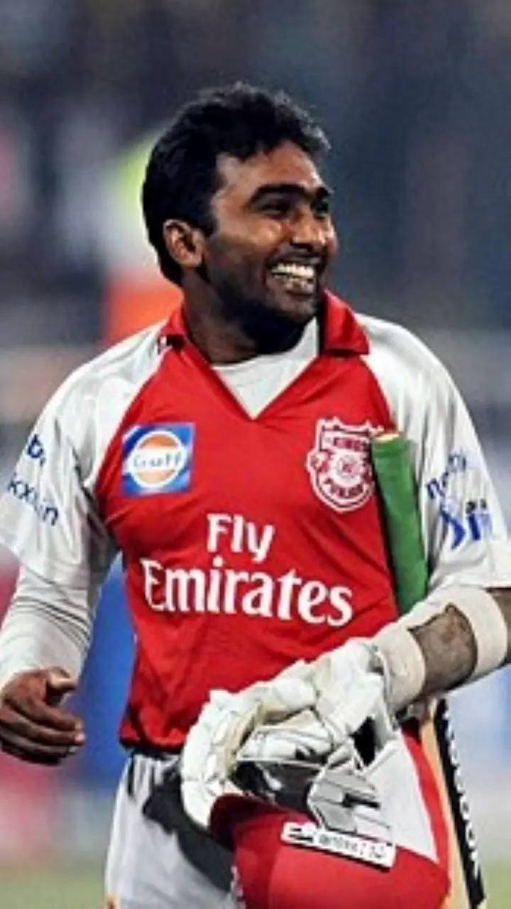 3 Mahela Jayawardene