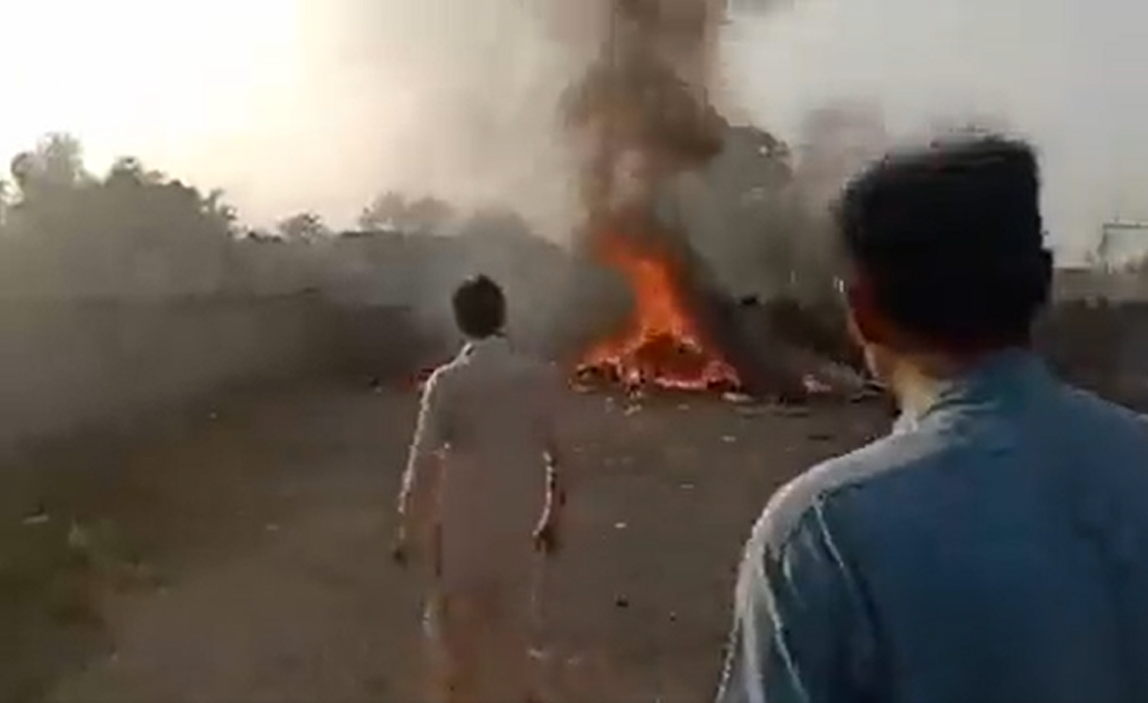 PAF trainer aircraft crashes near Peshawar