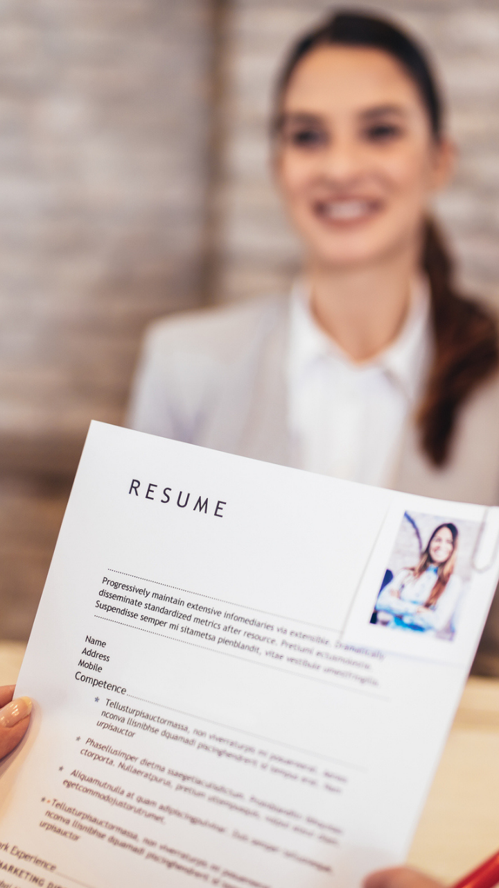 How to prepare a Resume - 7 tips for freshers