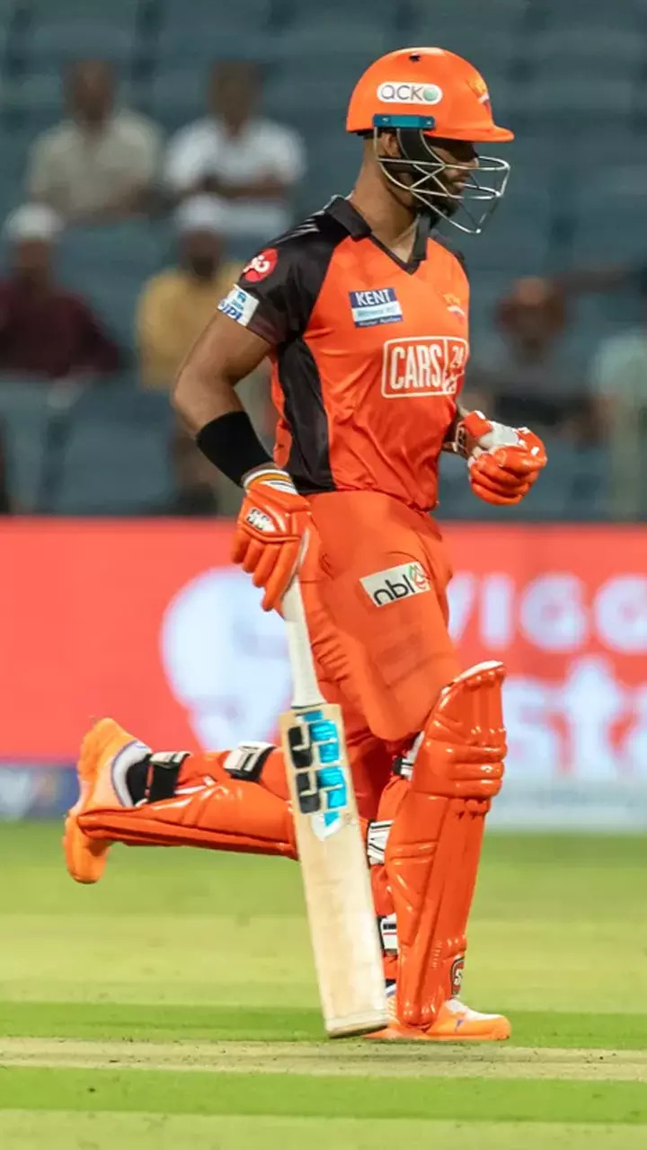 1 Sunrisers Hyderabad 143 vs RR 2022