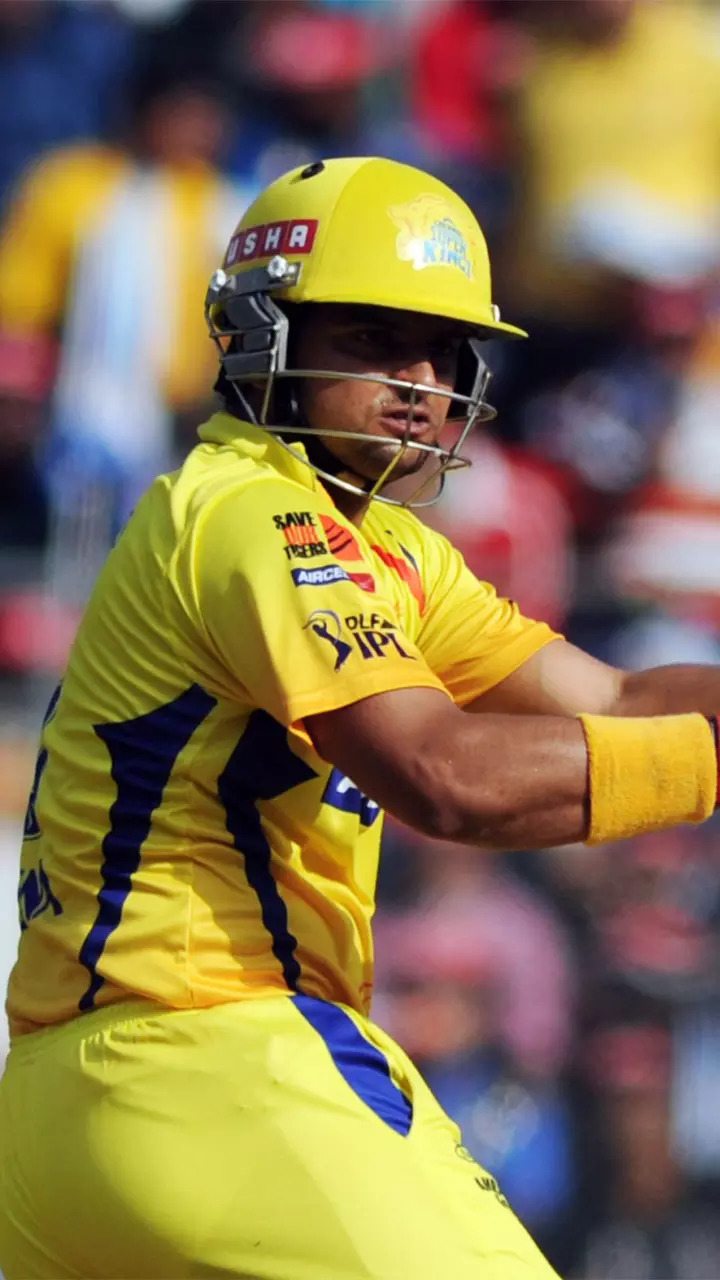 4 Chennai Super Kings 161 v DD 2015