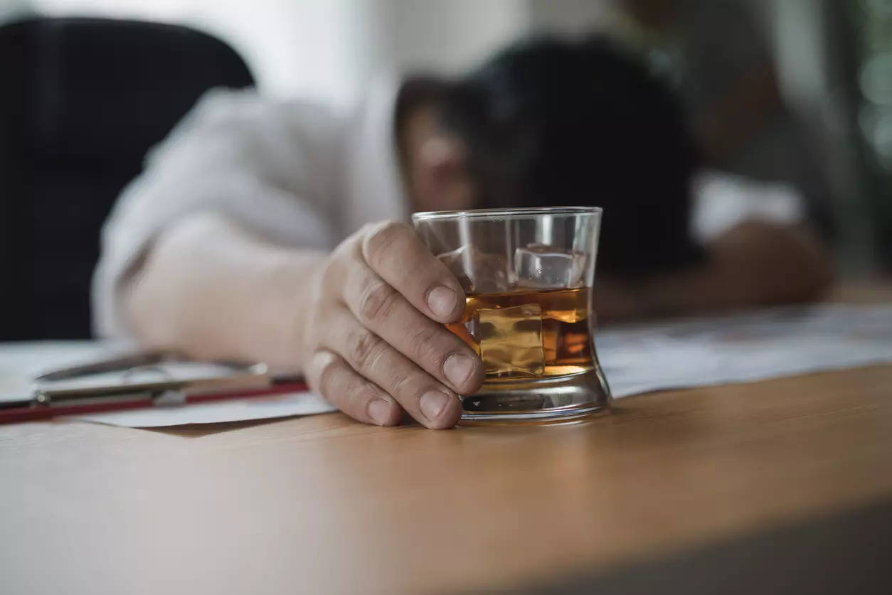 These symptoms can be a red flag for alcohol use disorder denyers.