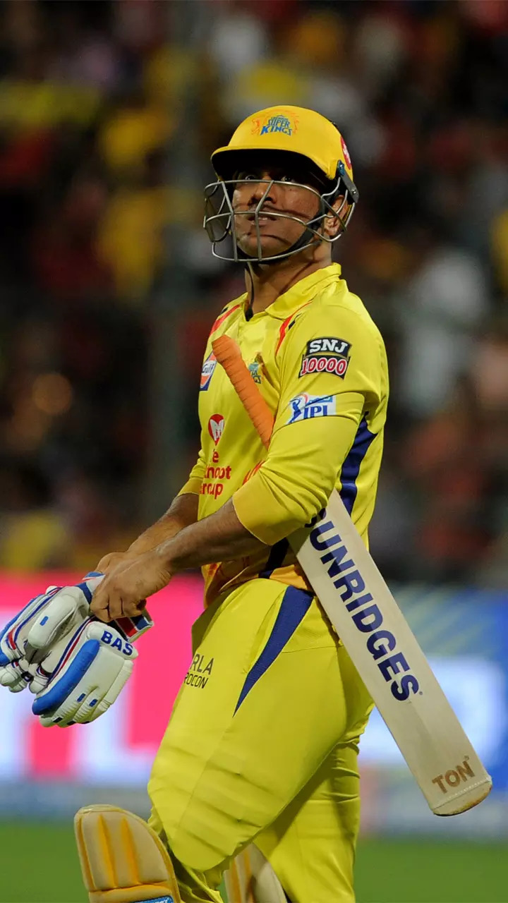 7 MS Dhoni