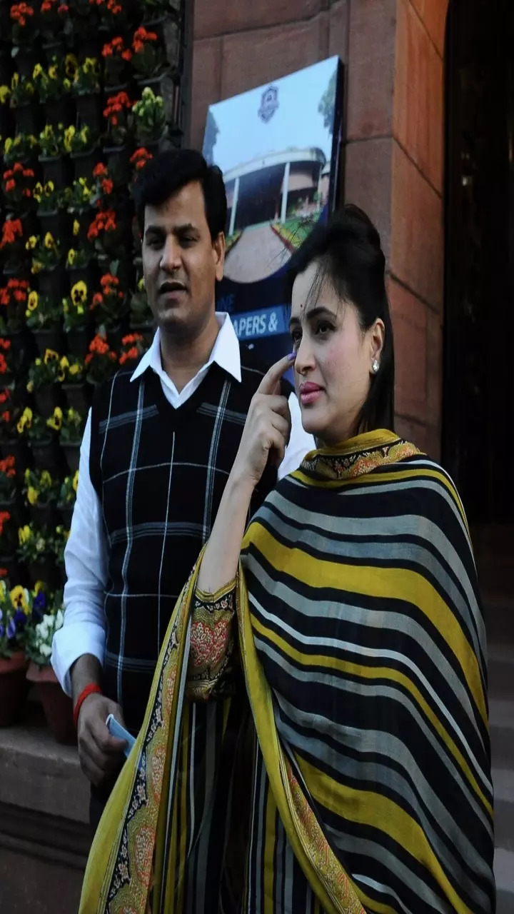 MP Navneet Rana husband sent to 14-day judicial remand