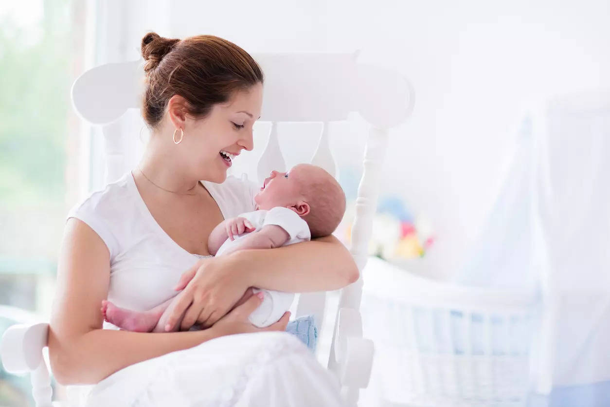 Food for lactating mothers - foods that enhance breastmilk