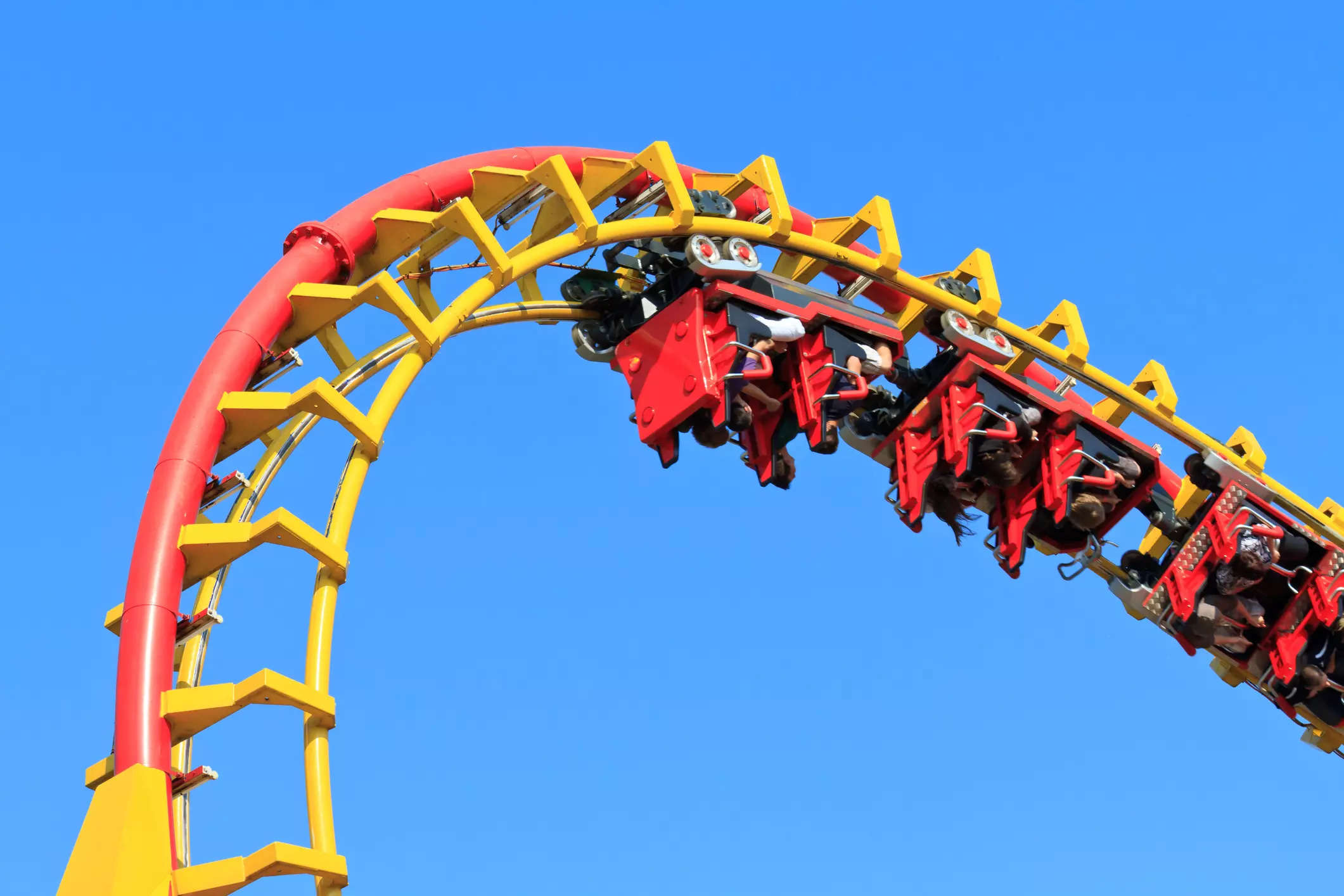 Rollercoaster gets stuck mid-ride, riders left hanging upside down for 45 minutes
