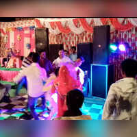 Viral video Fight breaks out at a wedding over who gets to dance with