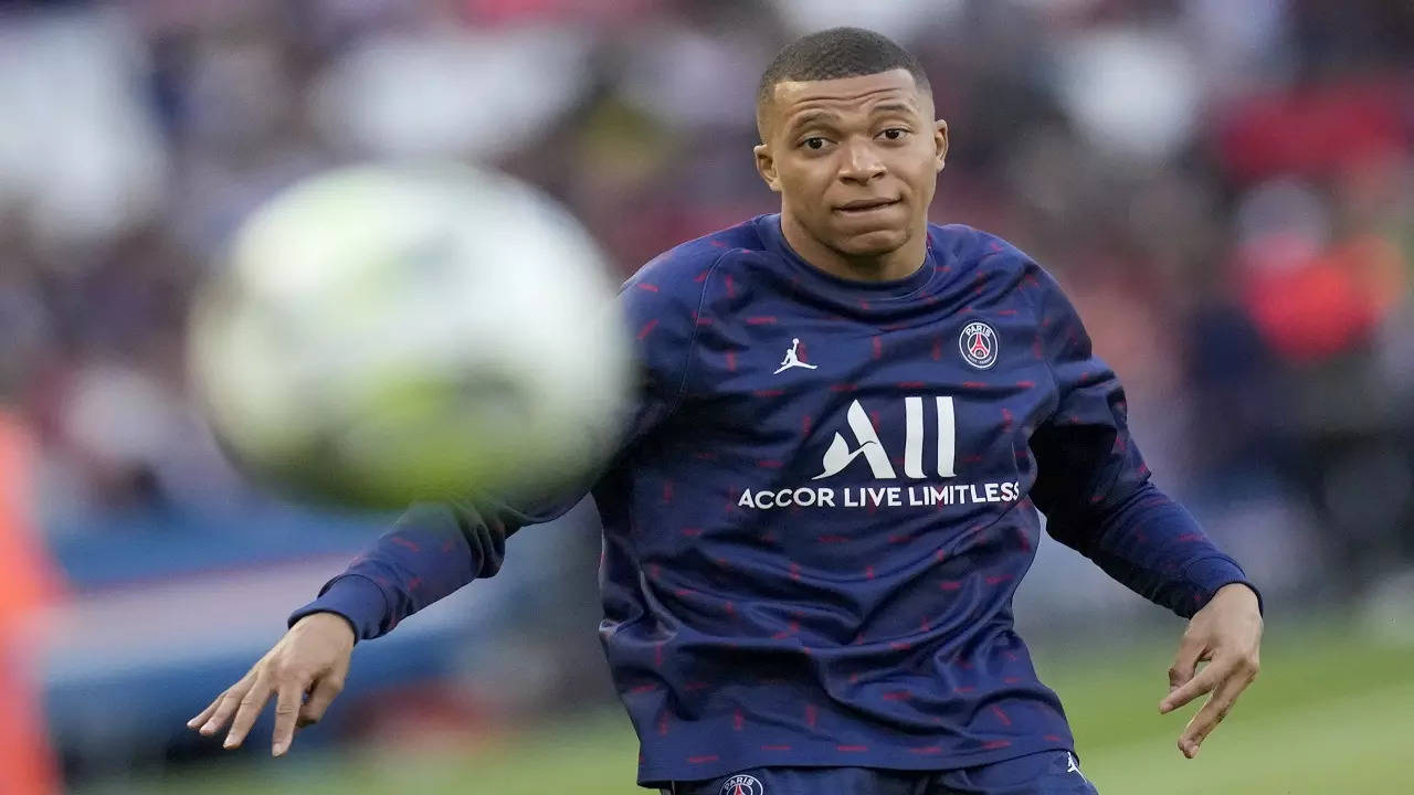 Madrid will confirm Mbappe's arrival at the Santiago Bernabeu in the first week of June.