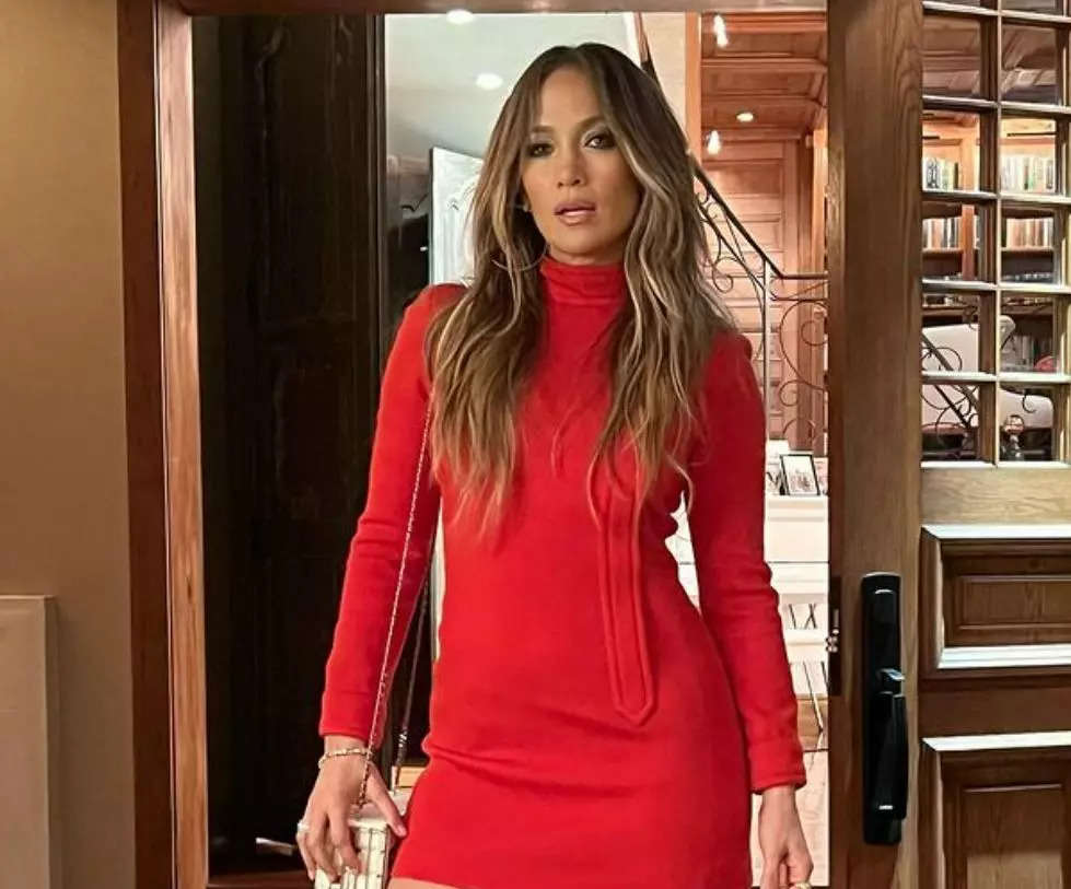 Jennifer Lopez is big on proteins – and in this, she eats meat only three or four times a week. (Photo credit: Jennifer Lopez/Instagram)
