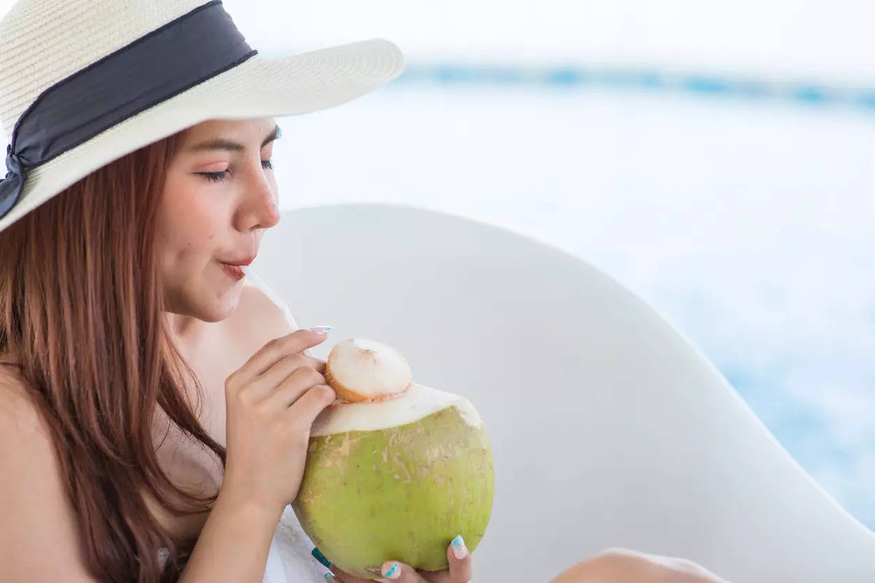 During the warm months of the year, coconut water can help replenish the loss of electrolytes in the body while nourishing it with potassium and calcium as well. ​​