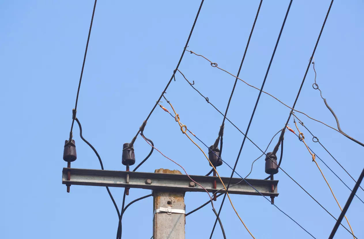 Ludhiana: PSPCL suspends assistant lineman on charge of power theft