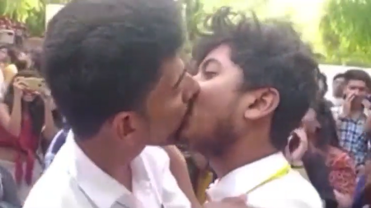 WATCH lesbian gay couples step out into the open air to celebrate Delhi University Pride Parade