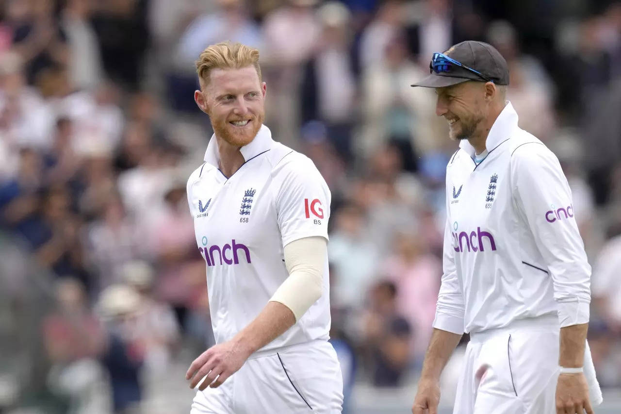 WATCH Joe Root receives special cap in style from Ben Stokes before start of Day 2 of 2nd Test vs New Zealand