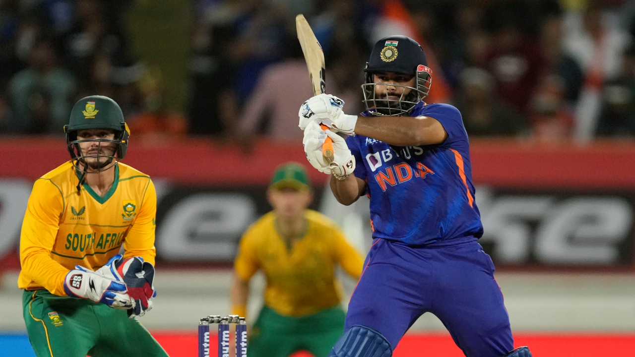 He falls into the trap every game Wasim Jaffer explains the reason behind Rishabh Pants' batting struggles