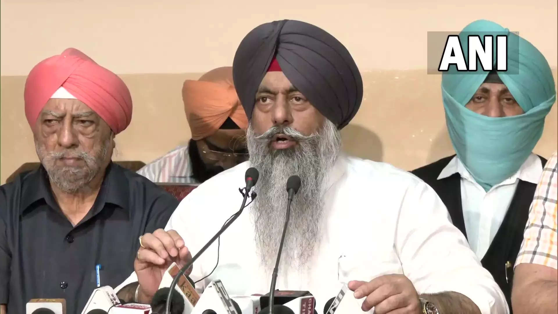 Centre Assured To Help Sikhs With Their Visa To Come To India: DSGMC ...