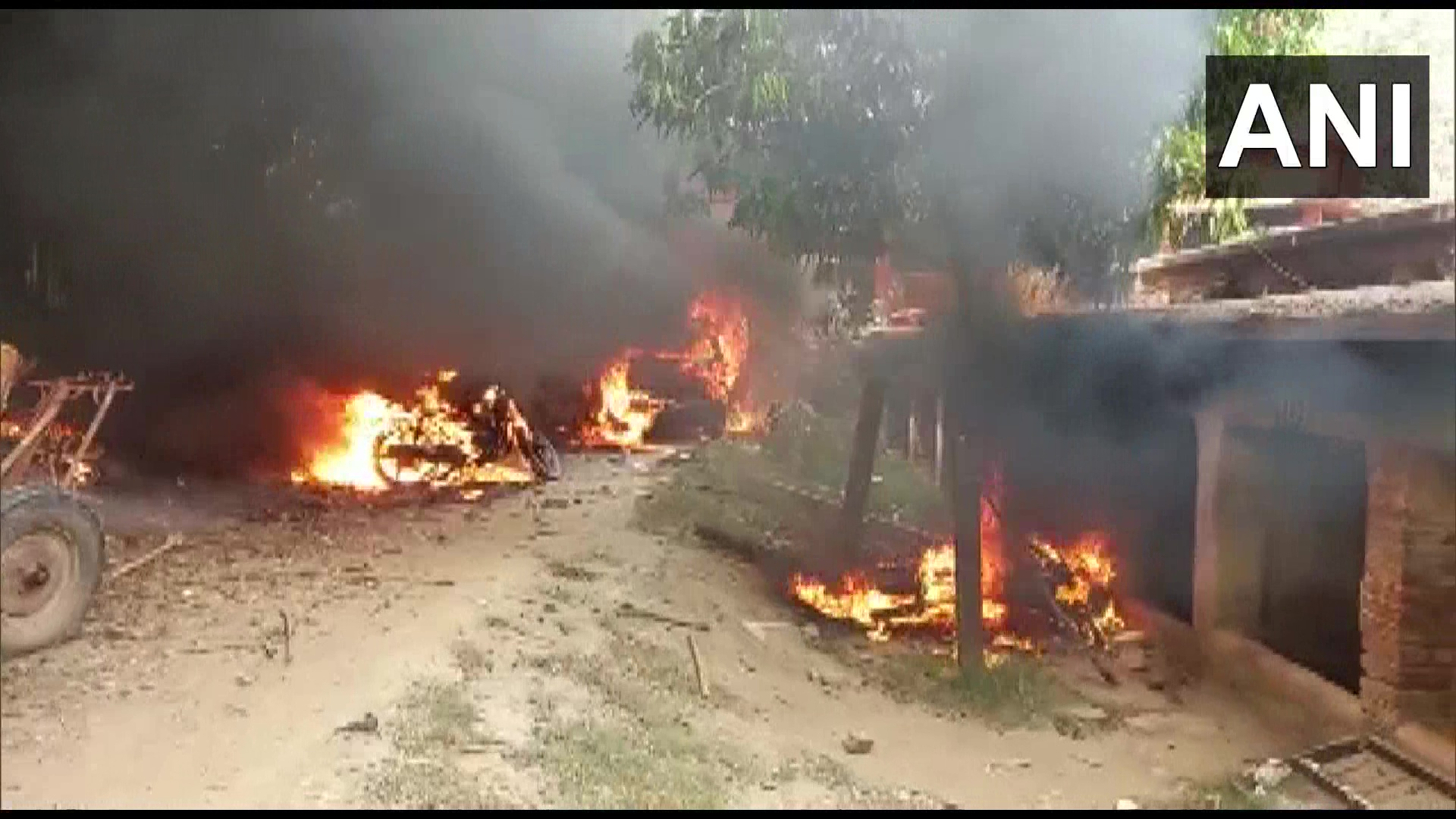 Several vehicles were set ablaze at GRP Taregana by agitators who were protesting against Agnipath