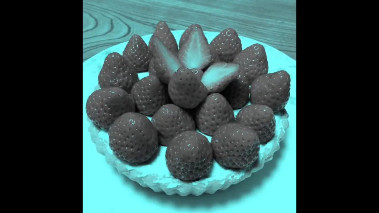 The colour of strawberries you see in this optical illusion image tells if your brain lies to you