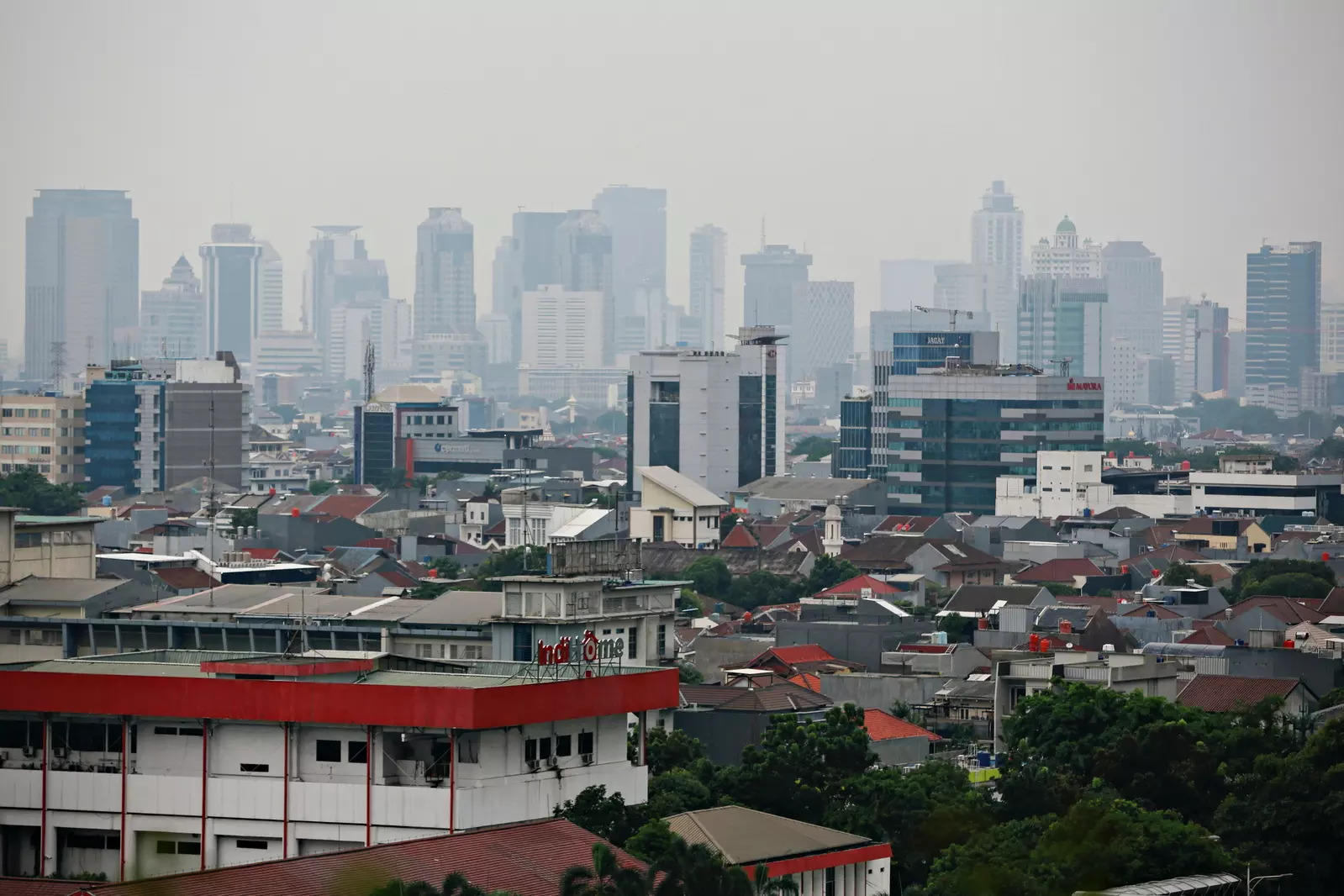 Turning a blind eye to sinking Jakarta