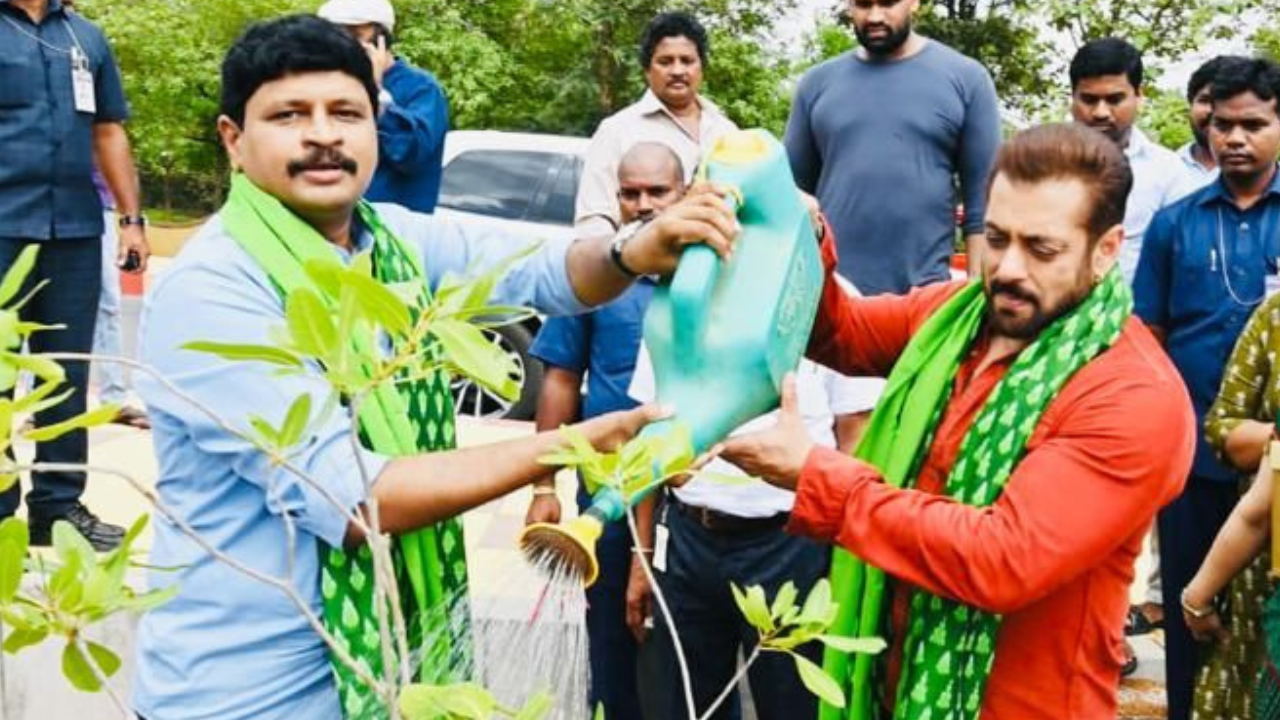 Salman planting saplings