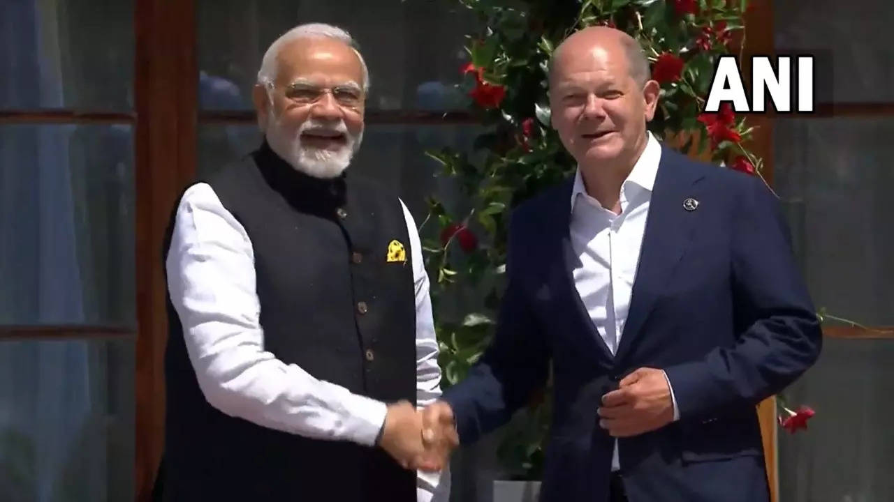 Perdana Menteri Narendra Modi di Jerman Perdana Menteri mengadakan pertemuan dengan Kanselir Olaf Schulz dan para pemimpin dunia lainnya di sela-sela KTT G7