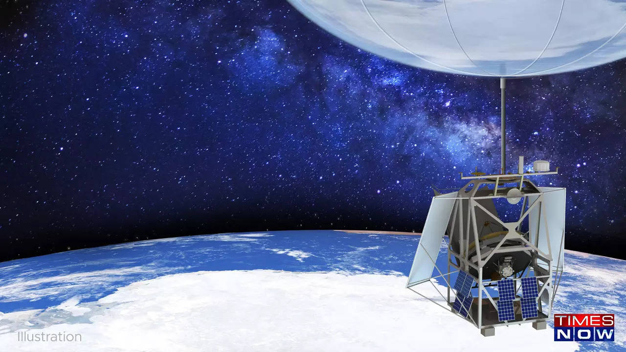 NASA sends a telescope atop a football-sized balloon to observe the Milky Way