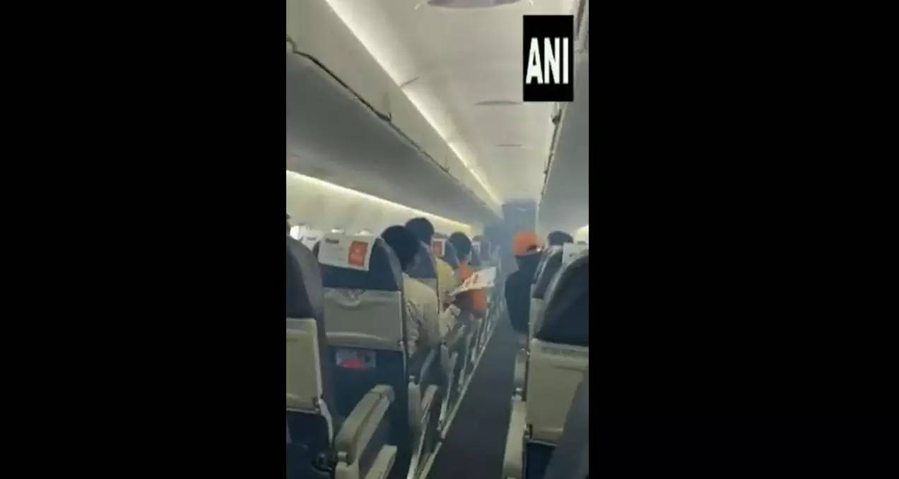 Jabalpur-bound SpiceJet flight safely returns to Delhi airport after crew notices smoke in cabin