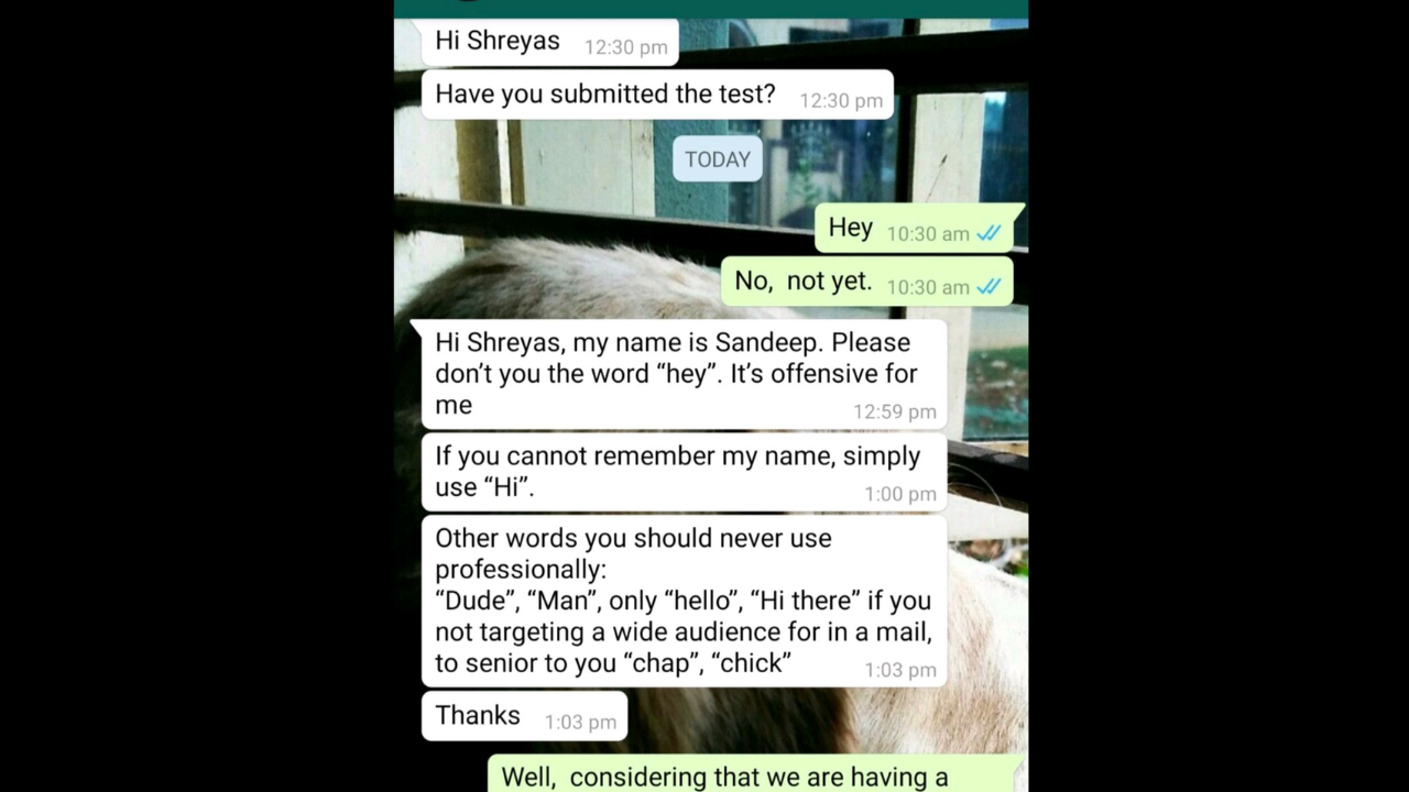 Boss offended as employee greets him with unprofessional Hey on WhatsApp chat, people say block him for contacting personal number