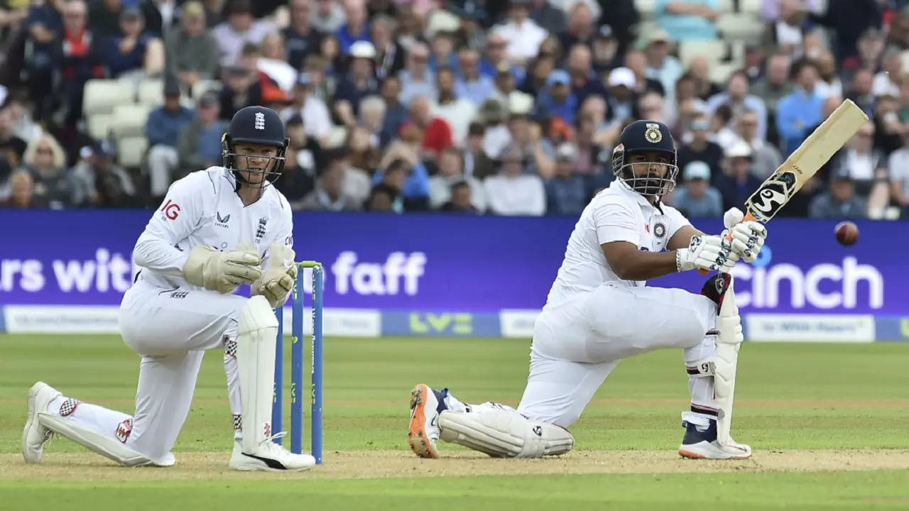 Wicketkeepers' Lara Ex-Pak skipper hails Rishabh Pant for scoring 146 goals against England