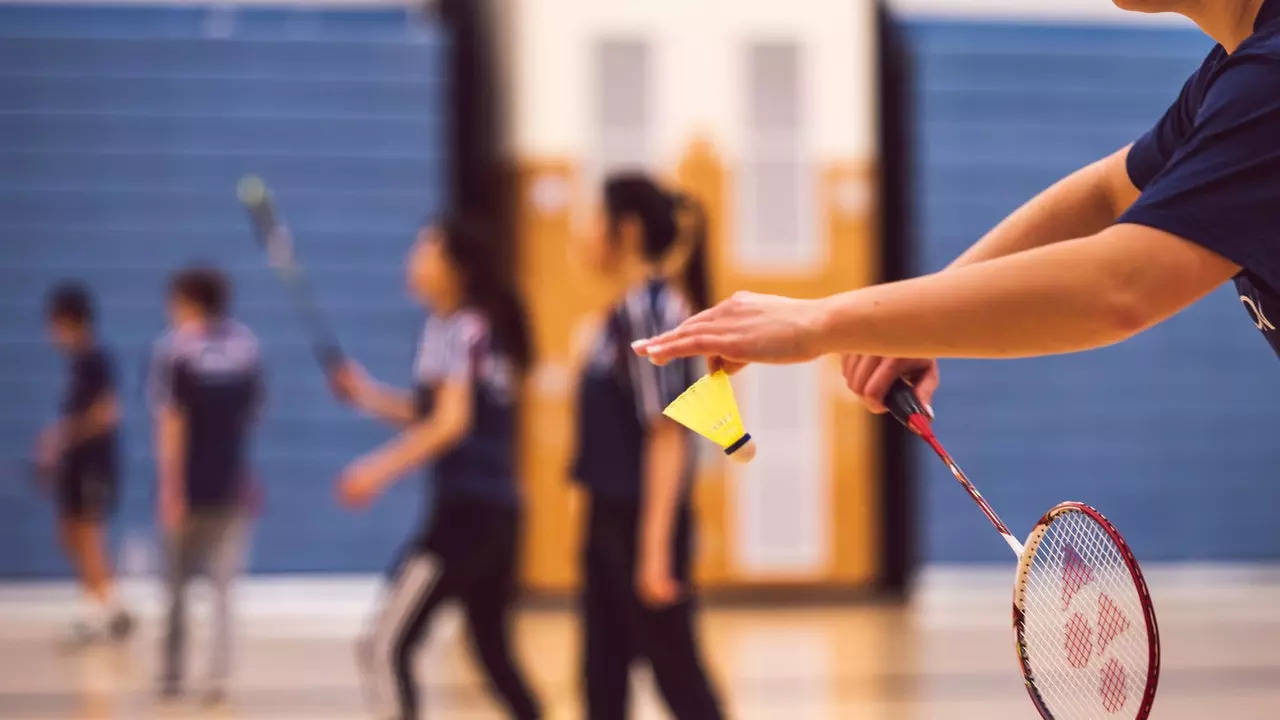 Badminton 5 health benefits of playing the game
