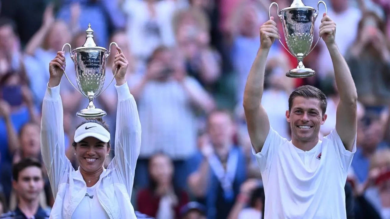 Desirae Krawczyk and Neal Skupski Wimbledon title mixed doubles 2022 