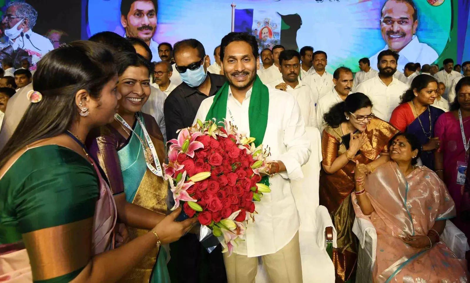 Andhra Pradesh: CM Jagan Mohan Reddy elected YSRCP's lifetime ...